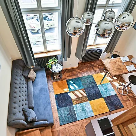 Nebovidy Ii - Air Conditioning - Historic Center *